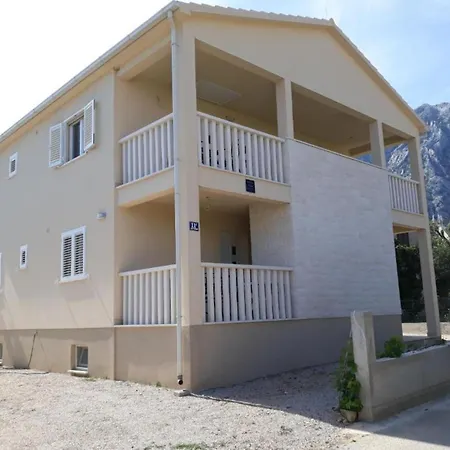 Juliet Apartment