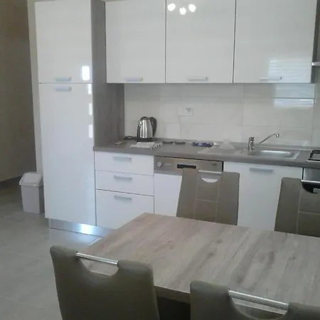 Juliet Apartment